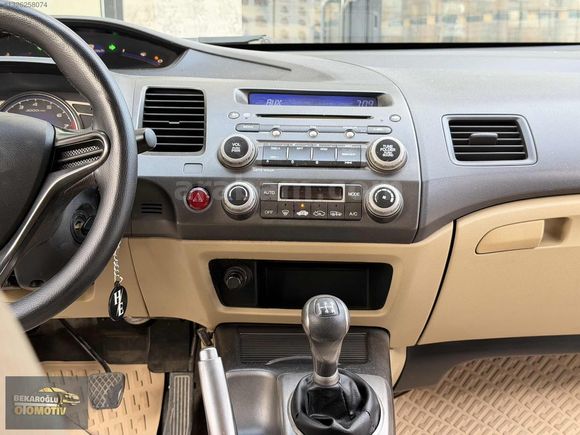 2007 HONDA CİVİC 1.6İ VTEC DREAM 180.000 KM'DE CAM GİBİ