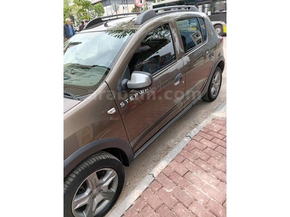 Sahibinden Dacia Sandero 1.5 BlueDCI Stepway 2019 Model 