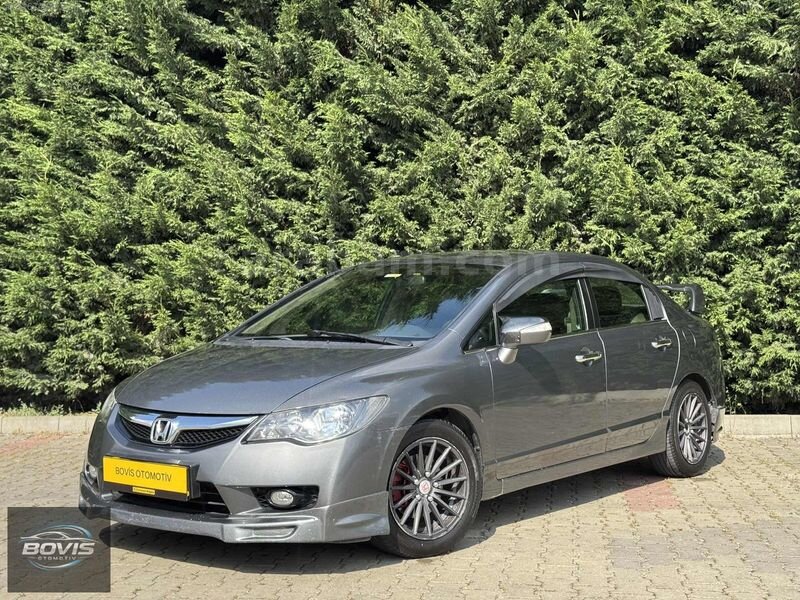 Galeriden Honda Civic 1.6i VTEC Dream 2010 Model Bolu 237.000 km Füme