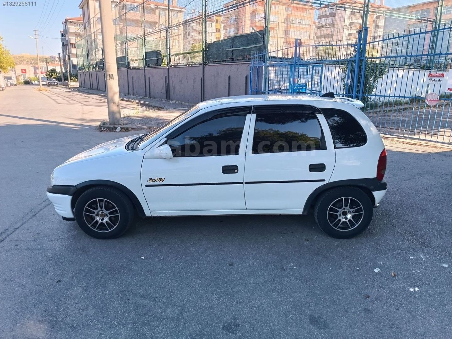 Galeriden Opel Corsa 1.2 Swing 1994 Model Balıkesir 310.000 km Beyaz 3
