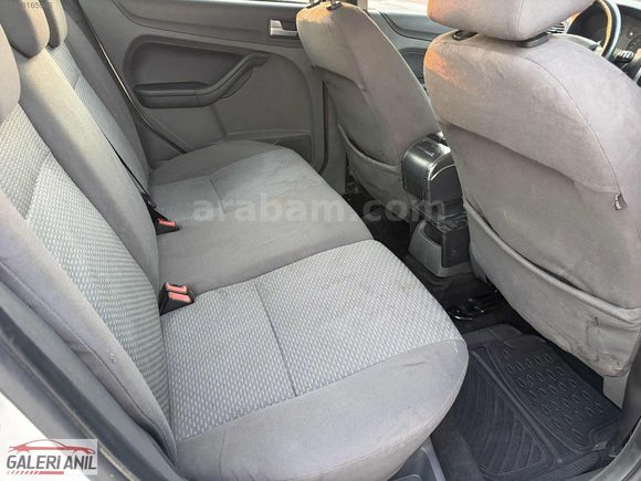 GALERİ ANIL'dan SIFIR MOTORLU 2006 DİZEL FOCUS