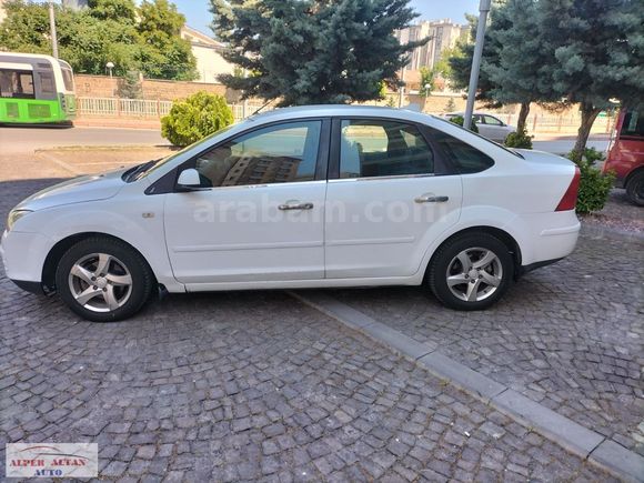 ALPER ALTAN AUTO DAN.. BAKIMLI MASRAFSIZ FORD FOCUS 1.6 TDCİ..