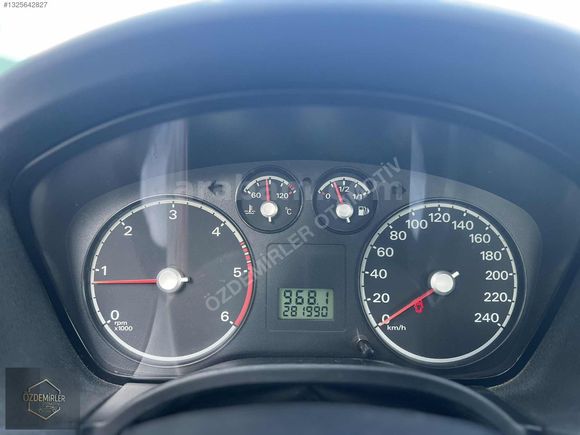 ÖZDEMİRLER'den FORD FOCUS 2 110'luk