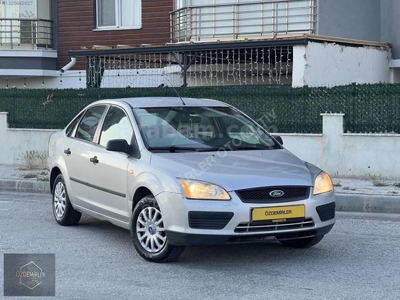 ÖZDEMİRLER'den FORD FOCUS 2 110'luk