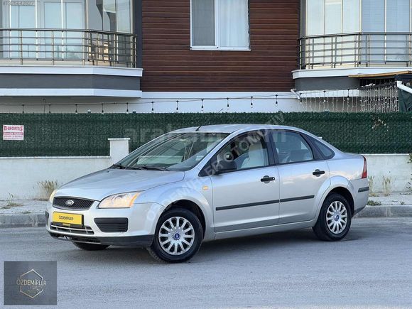 ÖZDEMİRLER'den FORD FOCUS 2 110'luk