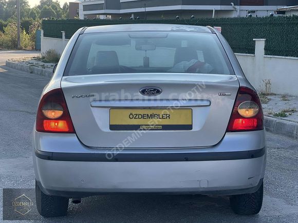 ÖZDEMİRLER'den FORD FOCUS 2 110'luk