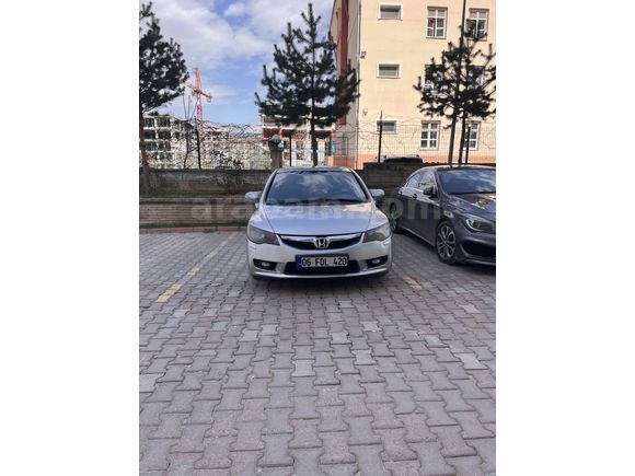 Sahibinden Honda Civic 1.6i VTEC Premium 2009 Model 