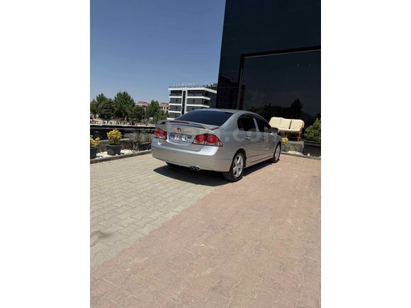 Sahibinden Honda Civic 1.6i VTEC Premium 2009 Model 