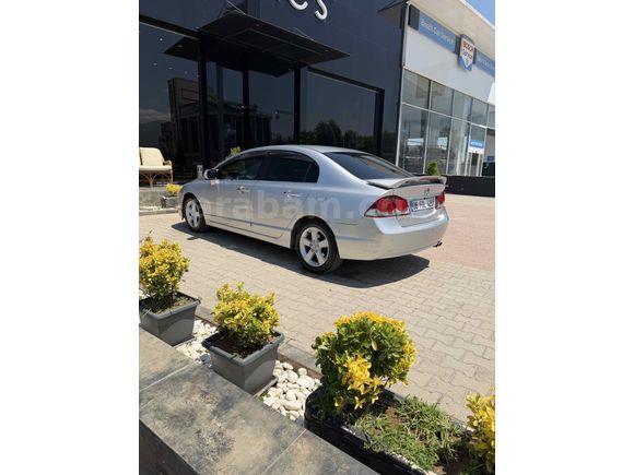 Sahibinden Honda Civic 1.6i VTEC Premium 2009 Model 