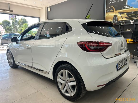 305 BİN PEŞİNATLA 2022 MODEL CLİO 1.0 SCE JOY DEĞİŞENSİZ