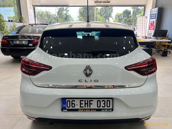 305 BİN PEŞİNATLA 2022 MODEL CLİO 1.0 SCE JOY DEĞİŞENSİZ