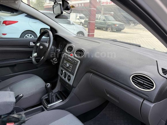 CEYHAN AUTO'DAN SATILIK TEMİZ BAKIMLI FOCUS 2