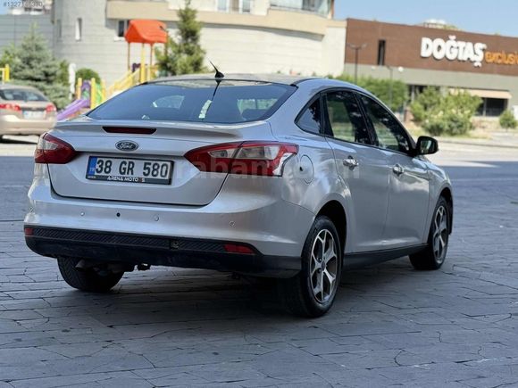 RAVZA OTOMOTİV'DEN 2012 FOCUS 1.6 TDCİ