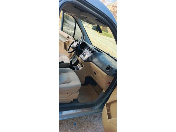 Sahibinden Ford Tourneo Connect 110PS 2010 Model