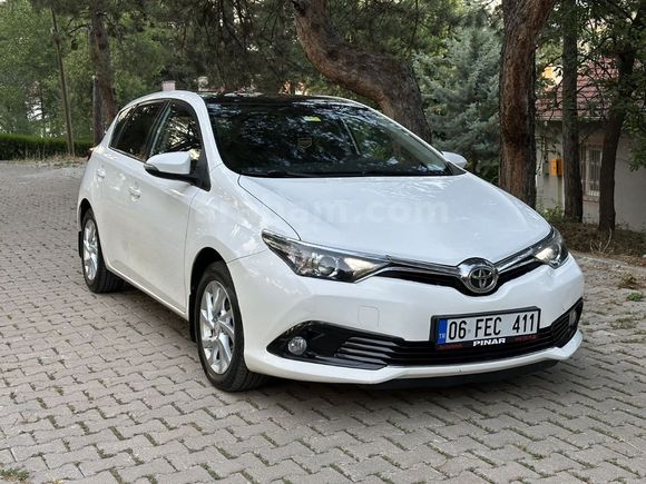 Sahibinden Toyota Auris 1.6 Advance Skypack 2016 Model 