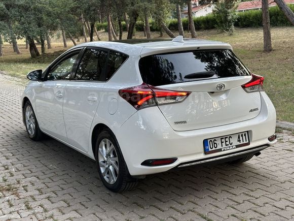 Sahibinden Toyota Auris 1.6 Advance Skypack 2016 Model 