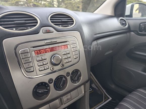 KİRAZOĞLU OTOMOTİV// 2010 MODEL 1.6 TDCİ FORD FOCUS