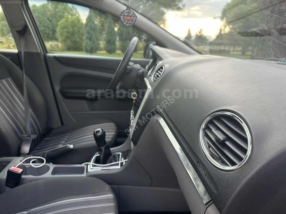 Ford Focus 2.5 kasa DEĞİŞENSİZ MASRAFSIZ