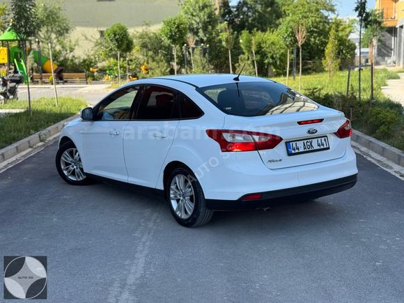2013 FORD FOCUS