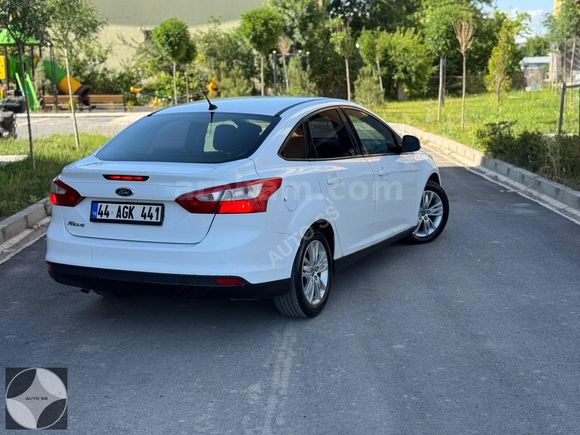 2013 FORD FOCUS
