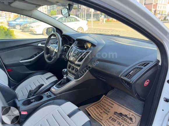 2013 FORD FOCUS