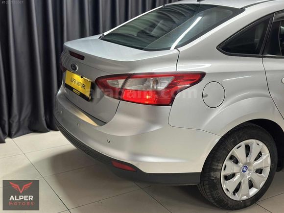 HATASIZ DEĞİŞENSİZ 2012 FORD FOCUS 1.6 TDCİ TREND 194BİN KM MULT