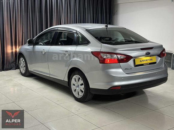 HATASIZ DEĞİŞENSİZ 2012 FORD FOCUS 1.6 TDCİ TREND 194BİN KM MULT