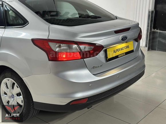 HATASIZ DEĞİŞENSİZ 2012 FORD FOCUS 1.6 TDCİ TREND 194BİN KM MULT