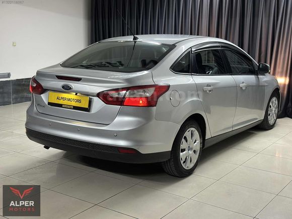 HATASIZ DEĞİŞENSİZ 2012 FORD FOCUS 1.6 TDCİ TREND 194BİN KM MULT