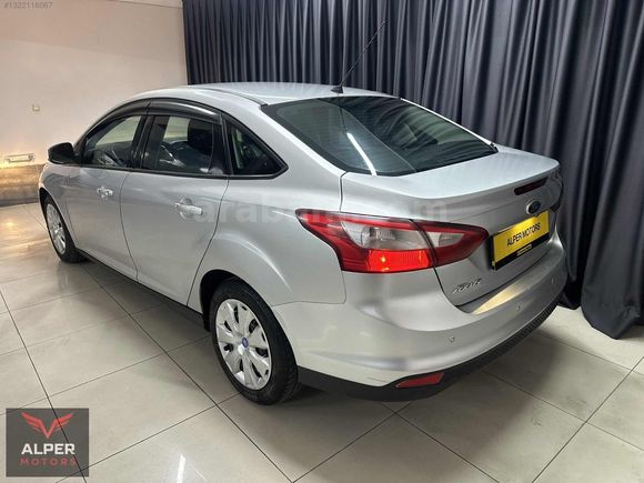 HATASIZ DEĞİŞENSİZ 2012 FORD FOCUS 1.6 TDCİ TREND 194BİN KM MULT