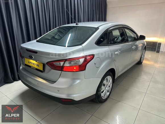 HATASIZ DEĞİŞENSİZ 2012 FORD FOCUS 1.6 TDCİ TREND 194BİN KM MULT