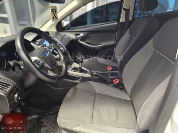2013 Ford Focus Beyaz Emsalsiz 6ileri
