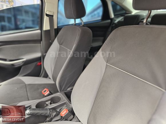2013 Ford Focus Beyaz Emsalsiz 6ileri