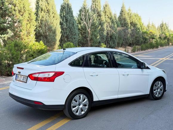 ORJİNAL 115 BİNDE BEYAZ RENK 1.6 DİZEL FOCUS MASRAFSIZ