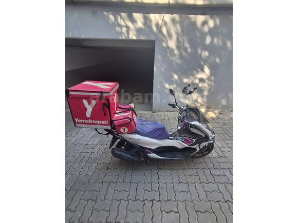 Dolular dolusu Honda PCX 125 masrafsız çanta işli