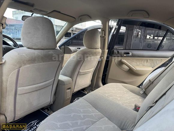 BAŞARAN'DAN 2003 HONDA CİVİC 1.6VTEC ES FILL BAKIMLI !!
