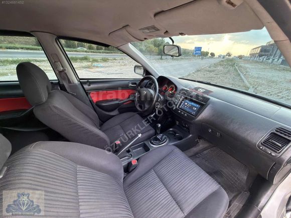 2005 MODEL/240 BİN KM/HONDA CİVİC VTEC2 ES/EMSALSİZ TEMİZLİKTE
