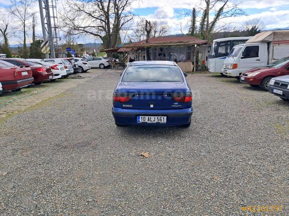 AVCI GALERİDEN 1998 MODEL 1.6 MEGANE