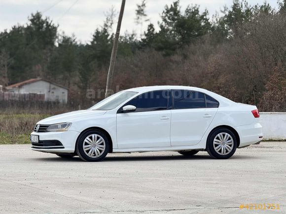 AVCI GALERİDEN 2017 MODEL JETTA