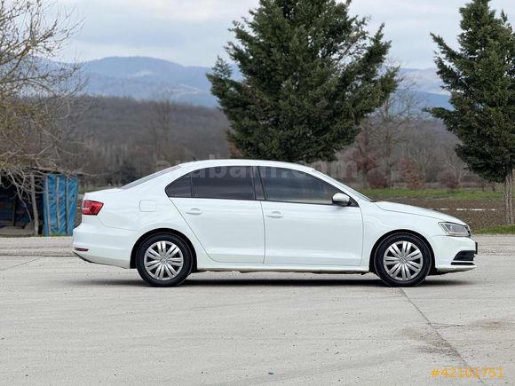AVCI GALERİDEN 2017 MODEL JETTA