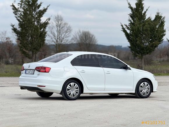 AVCI GALERİDEN 2017 MODEL JETTA