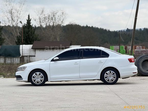 AVCI GALERİDEN 2017 MODEL JETTA