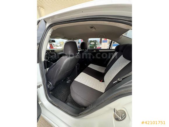 AVCI GALERİDEN 2017 MODEL JETTA