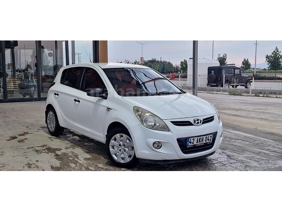 Galeriden Hyundai i20 1.4 CRDi Team 2011 Model Karaman