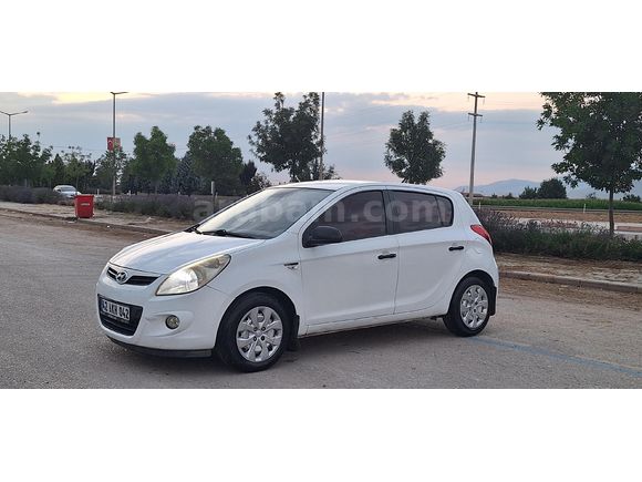 Galeriden Hyundai i20 1.4 CRDi Team 2011 Model Karaman