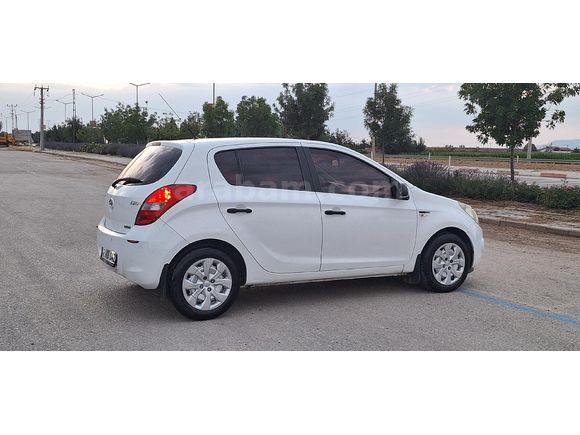 Galeriden Hyundai i20 1.4 CRDi Team 2011 Model Karaman