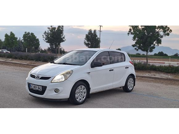 Galeriden Hyundai i20 1.4 CRDi Team 2011 Model Karaman