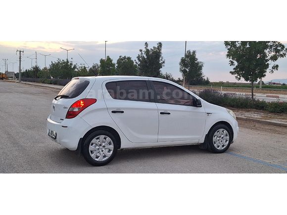 Galeriden Hyundai i20 1.4 CRDi Team 2011 Model Karaman
