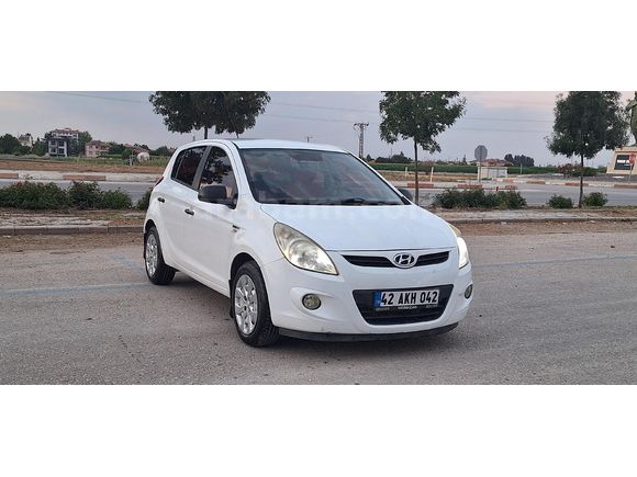 Galeriden Hyundai i20 1.4 CRDi Team 2011 Model Karaman