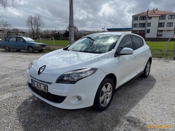 AVCI GALERİ'den 2011 MEGANE 1.5 DCİ EXPESSİON